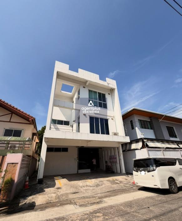 ให้เช่าโฮมออฟฟิต​ 3ชั้น ทำเลศักยภาพ ใจกลางพระราม 9​- เพชรบุรี​47​ ใกล้รพ.​ กรุงเทพ​ RCA