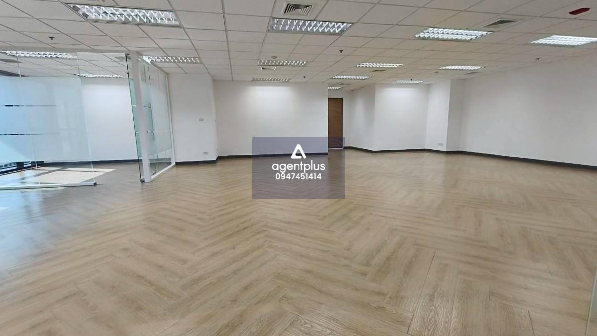 ออฟฟิศให้เช่า ถ.เพชรบุรีตัดใหม่