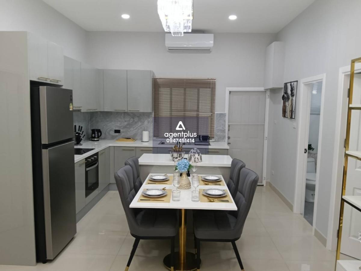 ขายบ้านเดี่ยว พร้อมสระว่ายน้ำและที่จอดรถในบ้าน บ้านดุสิต พัทยา วิลล์ 4 