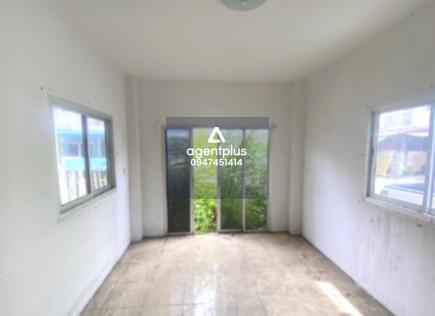 ทาวน์เฮ้าส์ ปารียา ศรีราชา