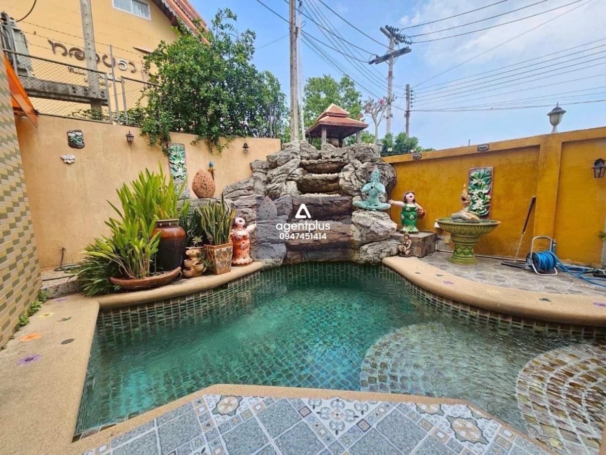 ขายด่วนบ้านพูลวิลล่า ใกล้หาดจอมเทียน เพียง 500 เมตร