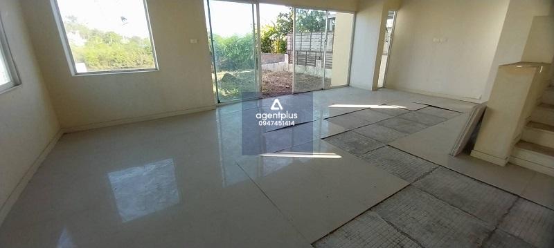 บ้านเดี่ยว 2 ชั้น โครงการการ์เด้นท์ ลากูน่า อยู่ในหมู่บ้านการ์เด้นท์ ลากูน่า อยู่ใกล้กรุงเทพฯ การคมนาคมสะดวก สาธารณูปโภคครบ