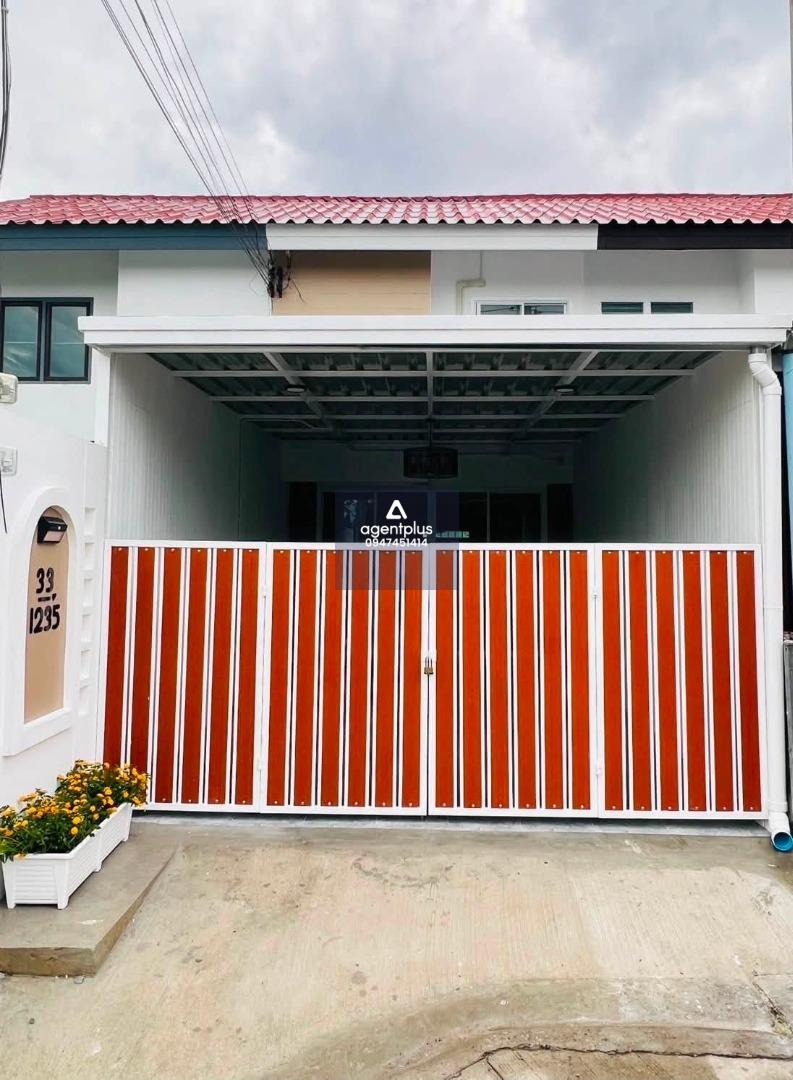  ขายทาวน์เฮ้าส์ 2 ชั้น รีโนเวทใหม่ การเคหะเนินพลับหวาน พัทยา พร้อมอยู่
