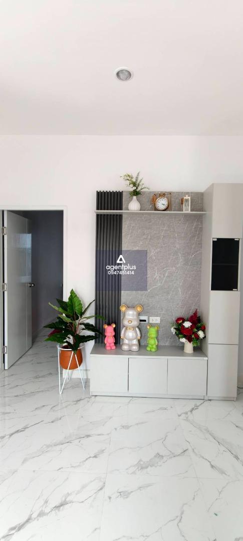 ขายบ้านเดี่ยวมือ 1 สร้างใหม่ บิ้วอินครบทุกห้องพร้อมหิ้วกระเป๋าอยู่ได้เลย ทำเลห้วยยายมุก พัทยา