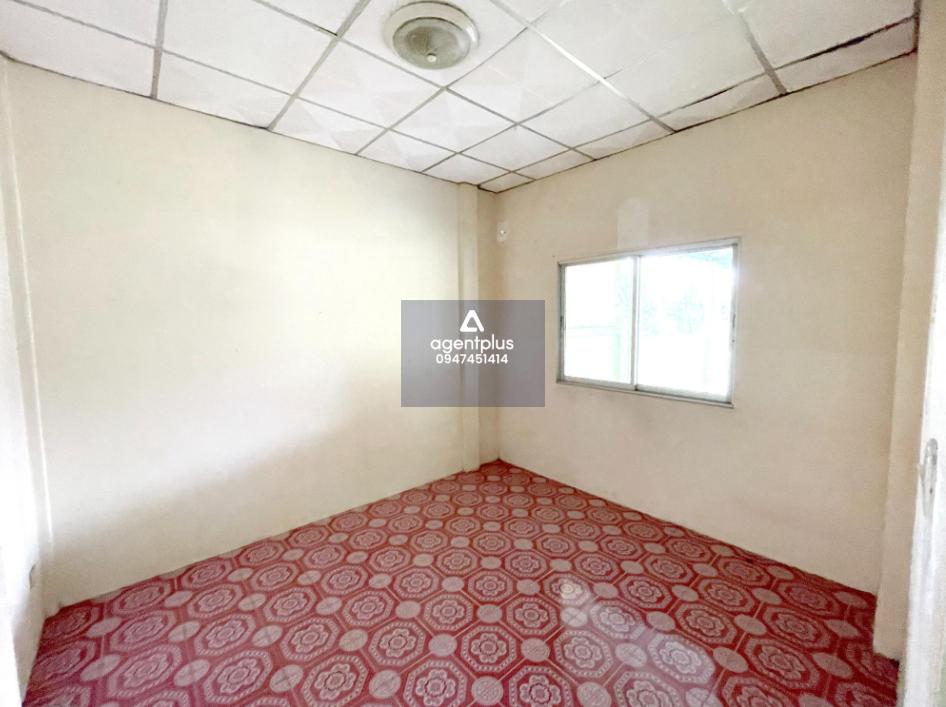 ทาวน์เฮ้าสชั้นเดียว ทำเลดี ติดถนนใหญ่พนมสารคาม - สัตหีบ (ทล.331) บ่อวิน เมืองทอง 2 ศรีราชา