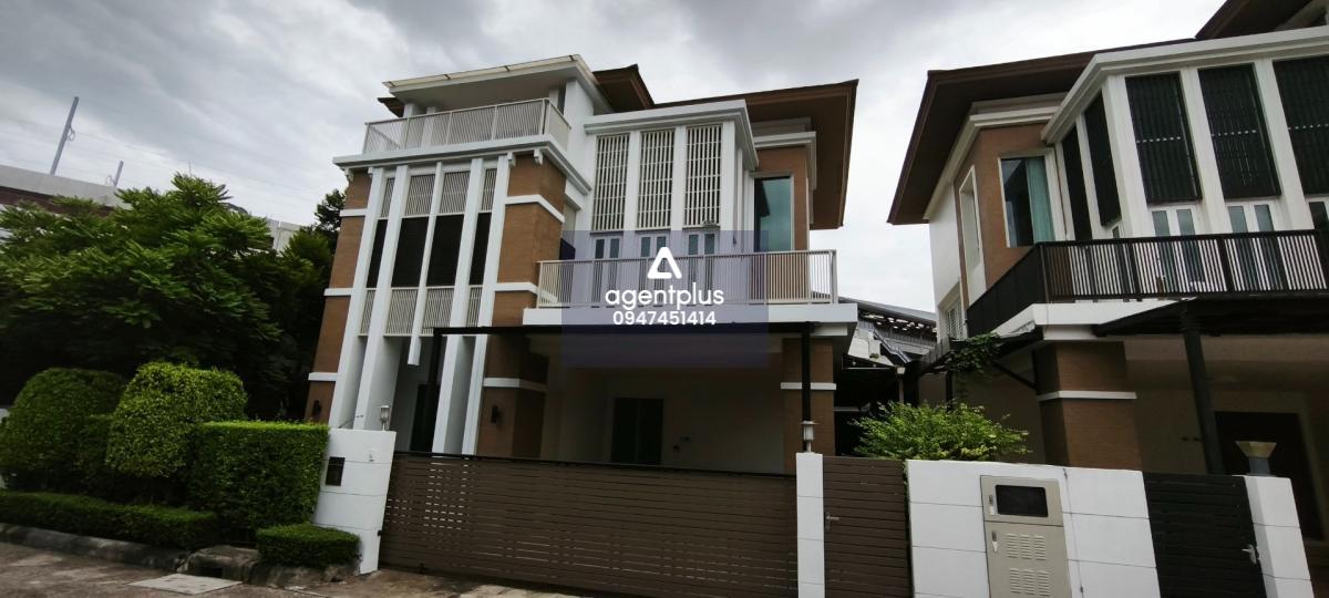 ให้เช่าบ้านเดี่ยว 3 ชั้น 3 ห้องนอน รัชวิภา พร้อมเฟอร์ครบ