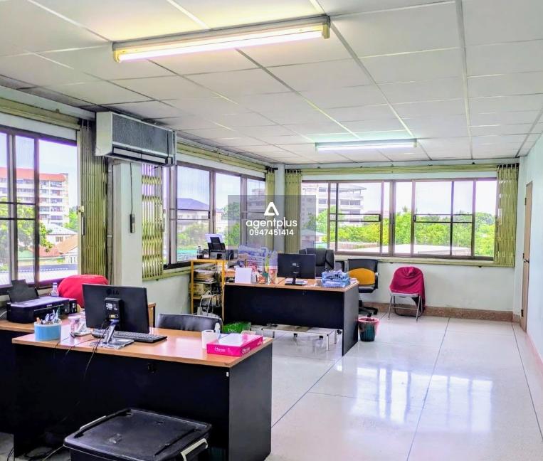 โรงงานให้เช่า อาคารพาณิชย์ ออฟฟิศ โกดังให้เช่า พระราม 2 ตึกแถว 5ชั้น 3คูหาใกล้ถนนพระราม 2 ซอย 33 แยก5 บางมด จอมทอง