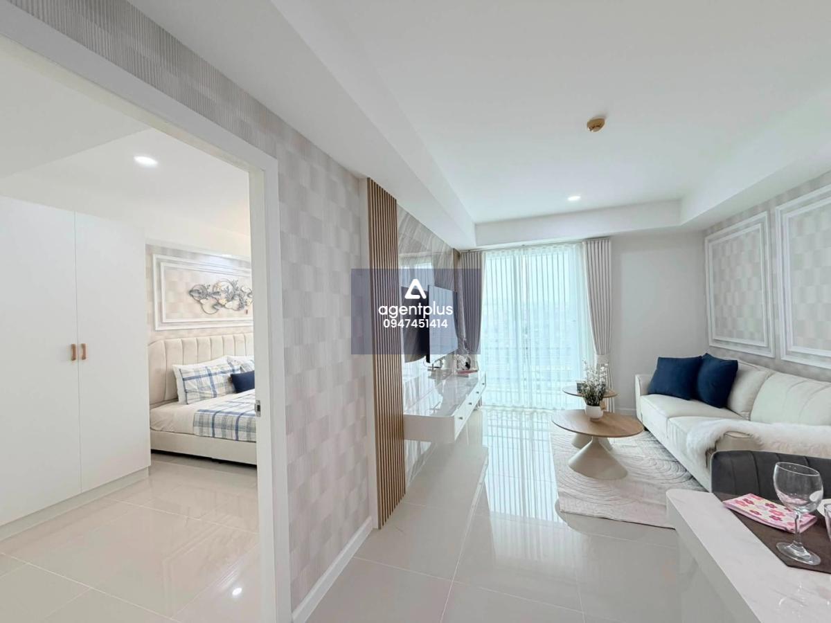 ขายคอนโดรีโนเวทใหม่ แต่งครบ พร้อมเข้าอยู่ – The Mountain Condo เขาตาโล 