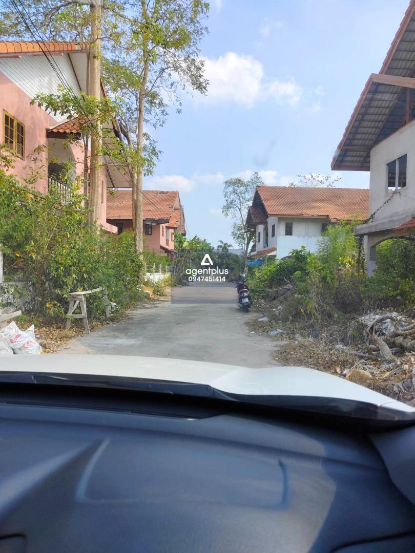 *ขายบ้านรวม 6 โฉนด 3 หลัง เหมาะสำหรับสายรีโนเวท ทำเลอ่างมาบประชัน ชลบุรี