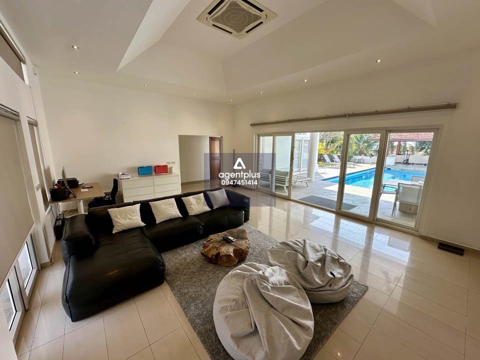 ขายพูลวิลล่าหรู ในโครงการ สยาม รอยัล วิว พัทยา ให้ความเป็นส่วนตัวสูง รายล้อมด้วยพื้นที่สีเขียว