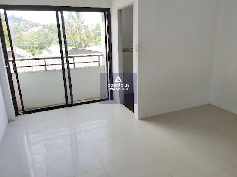 อาคารพาณิชย์ 4 ชั้น ภายในแบ่งพื้นที่เป็นสัดส่วน เหมาะสำหรับประกอบธรุกิจที่พักและสำนักงาน ทำเลดี การคมนาคมสะดวก โครงการทรัพย์แสนล้าน 2 ป่าตอง