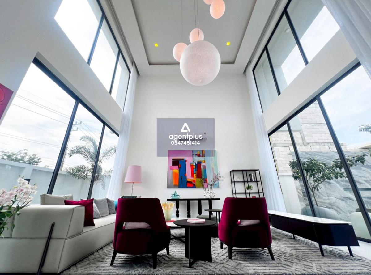 โครงการบ้านพูลวิลล่าสุดหรู ใกล้ทะเลบางเสร่ บรรยากาศเงียบสงบ ลายัน บางเสร่ บีช 